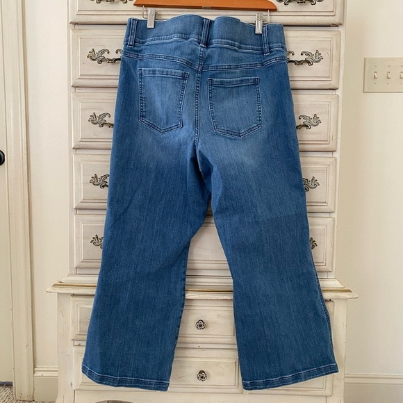 Spanx Everywear Kick Flare Jeans - Picture 3 of 5